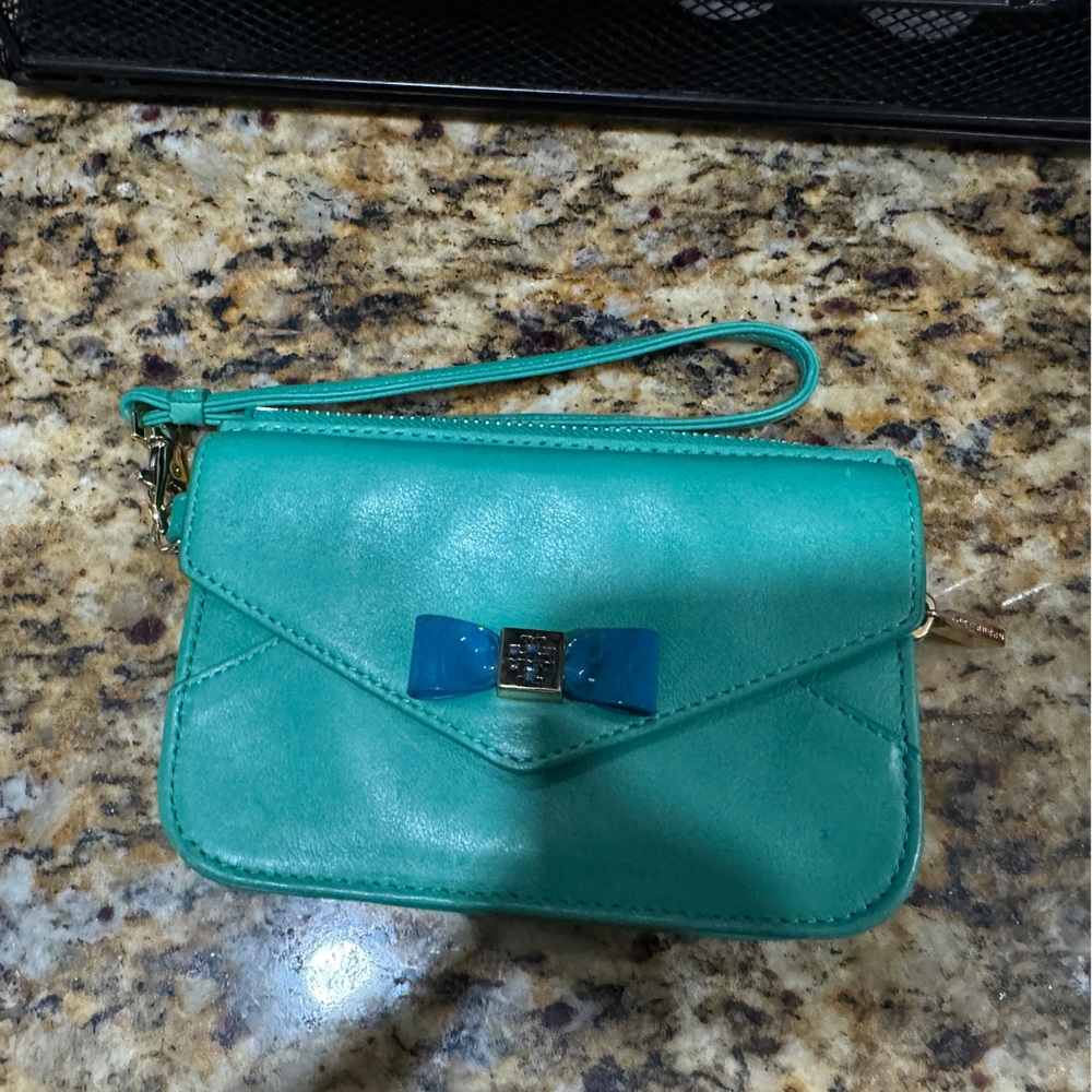 Tory Burch Women's Green/Teal  Leather Wristlet Wallet with Bow Accent
